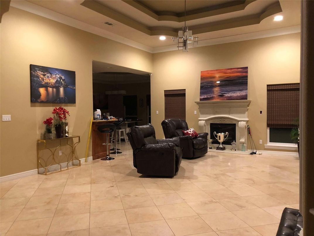 Fireplace, Interior, Living room, Pendant Lights, Recessed Lighting