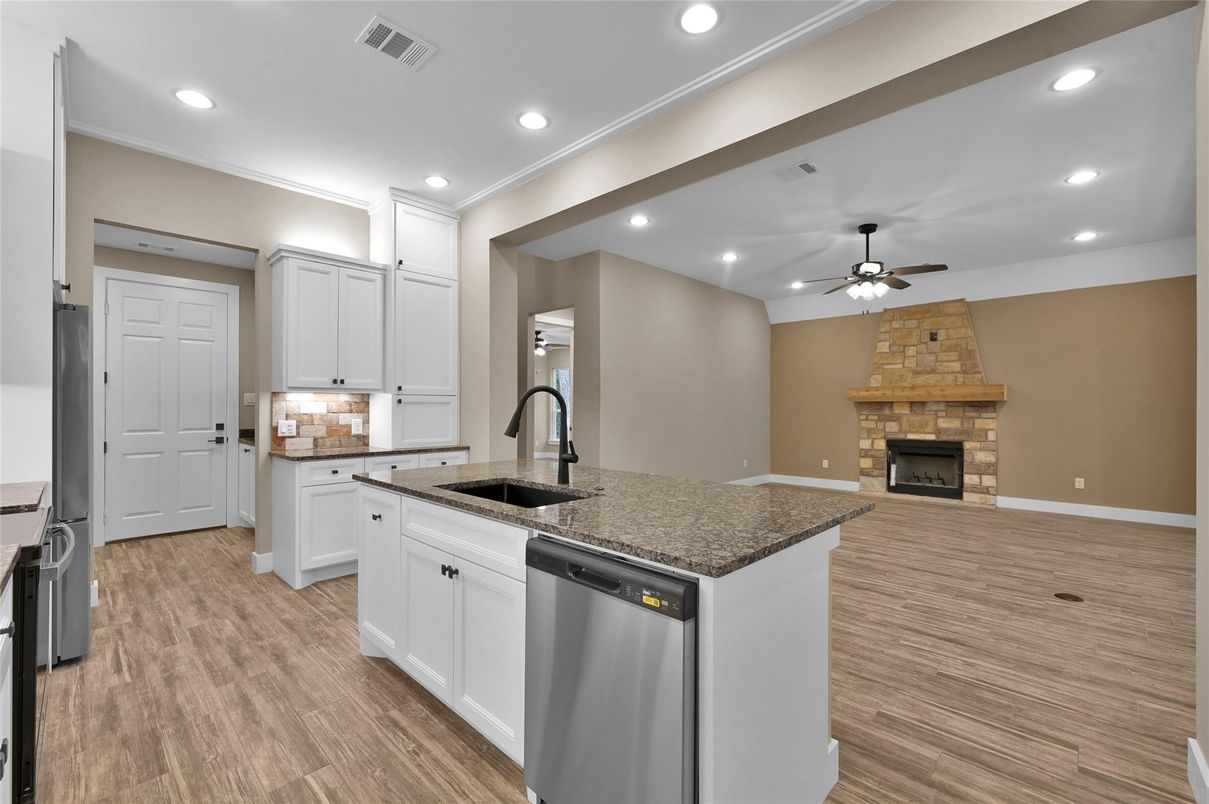 Fireplace, Interior, Kitchen, Recessed Lighting, Wood Texture Flooring