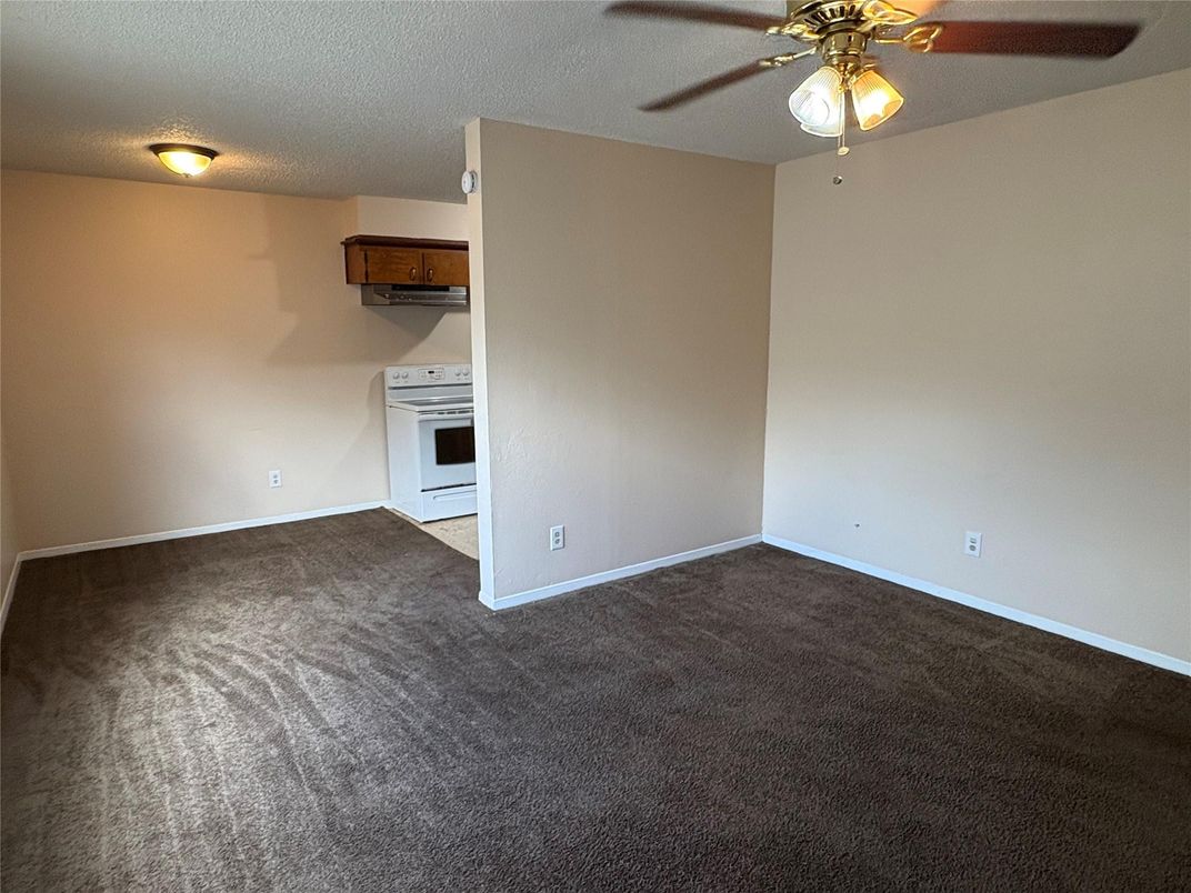 Empty room, Interior, Kitchen