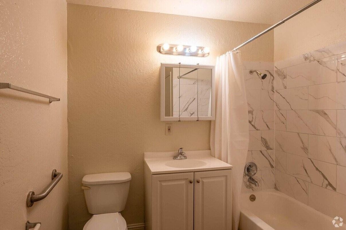 Bathroom, Interior, Marble Walls