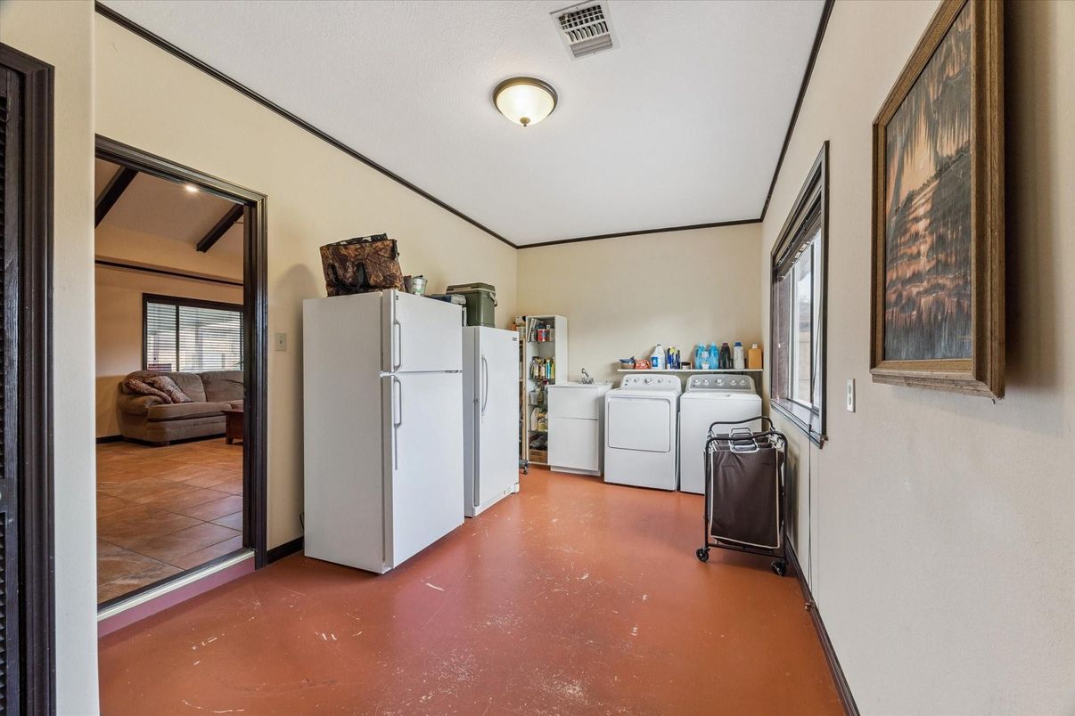Interior, Washer
