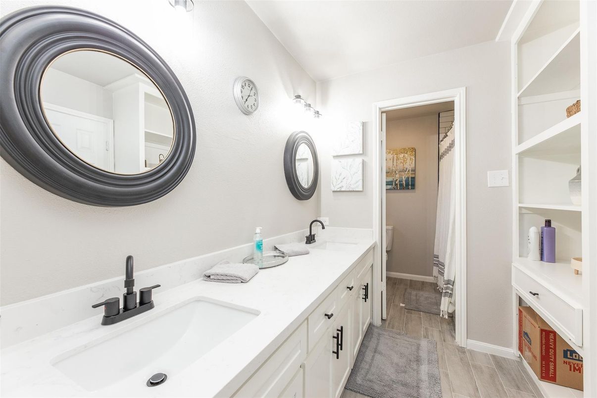 Bathroom, Dual Sink Vanities, Interior, Wood Texture Flooring