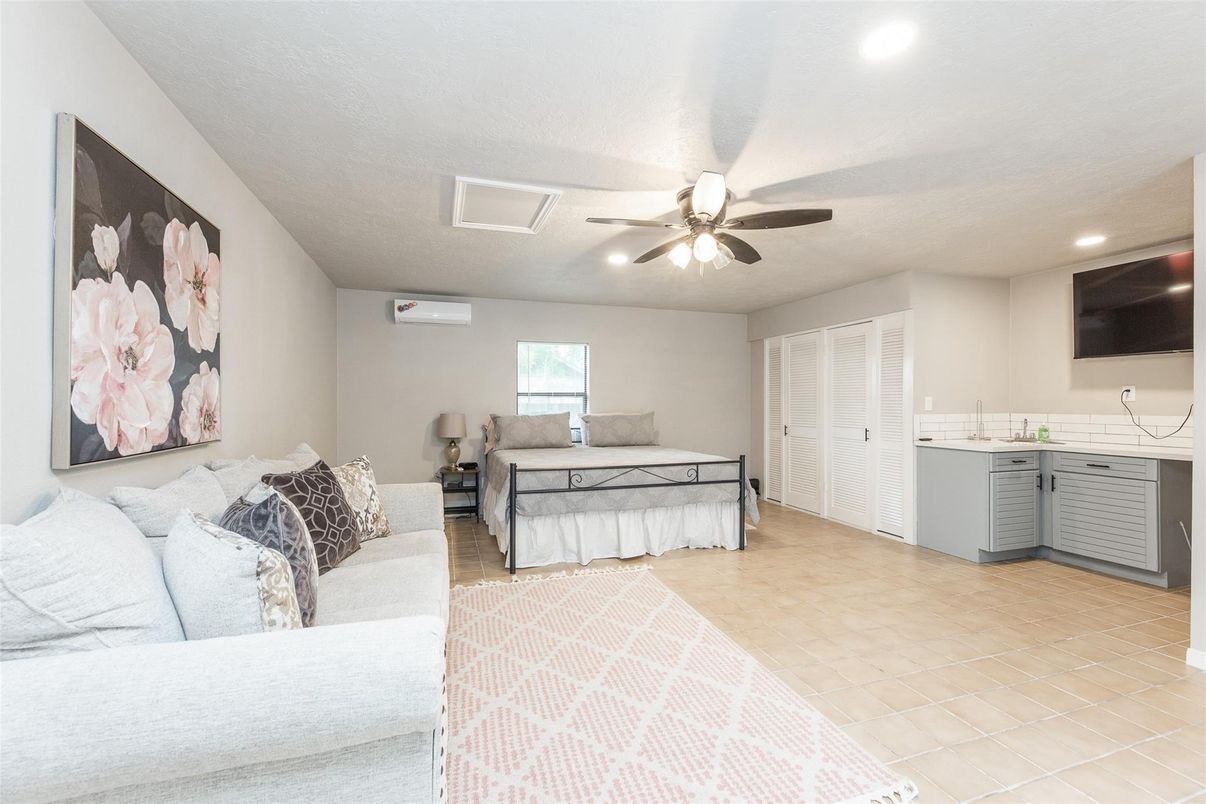 Bedroom, Interior, Living room, Recessed Lighting