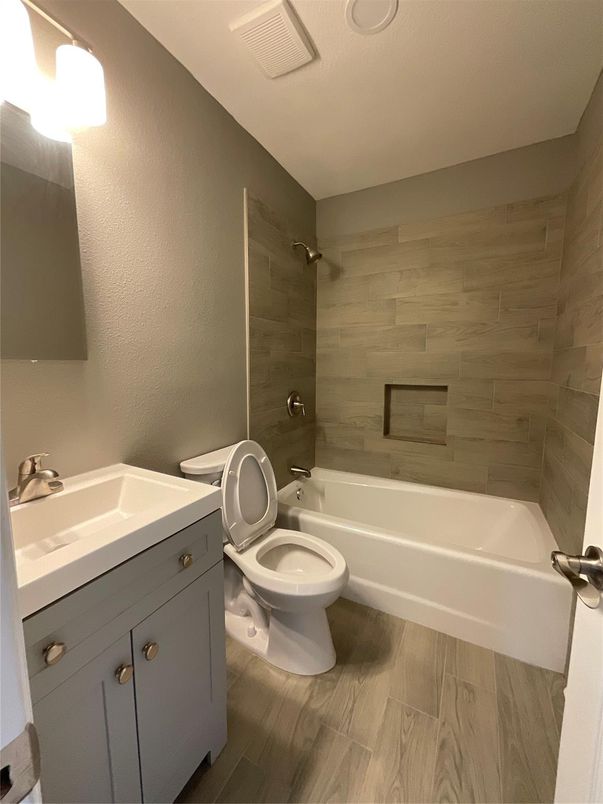 Bathroom, Interior, Wood Texture Flooring