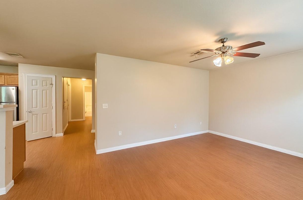 Empty room, Interior, Kitchen, Wood Texture Flooring