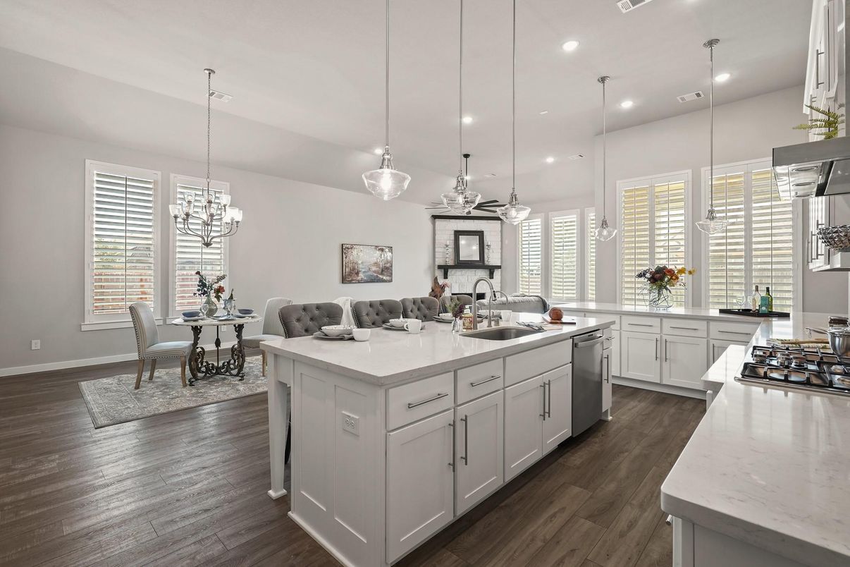 Dining room, Interior, Kitchen, Pendant Lights, Recessed Lighting, Wood Texture Flooring