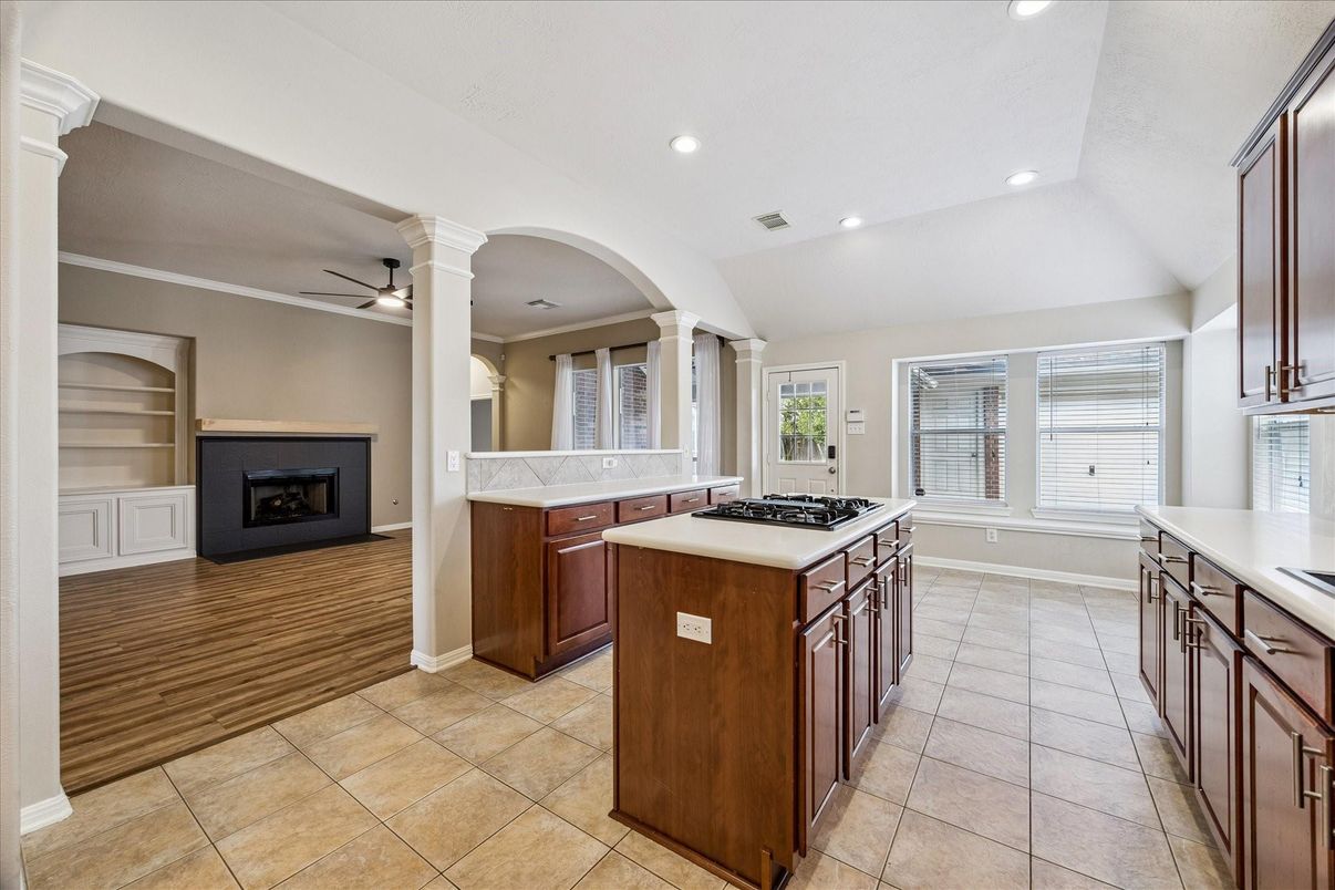 Fireplace, Interior, Kitchen, Recessed Lighting, Wood Texture Flooring