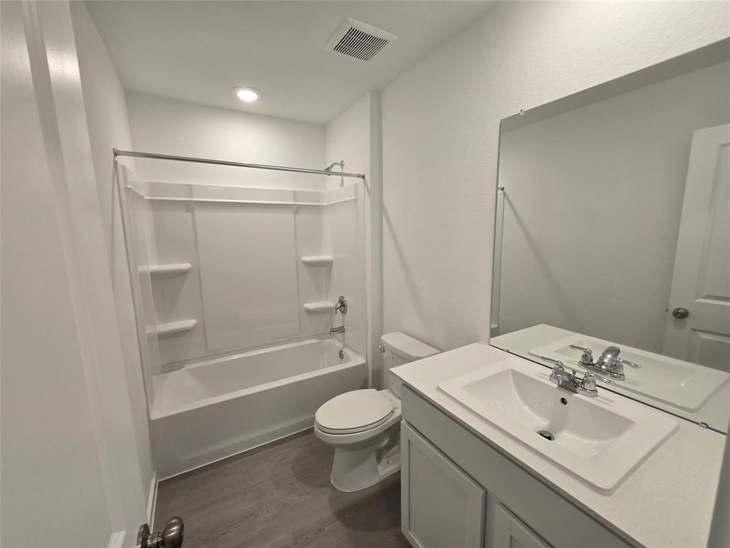Bathroom, Interior, Recessed Lighting, Wood Texture Flooring