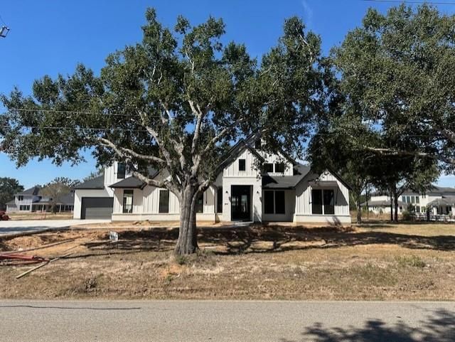 Attached, Backyard, Exterior, Facade, Farmhouse
