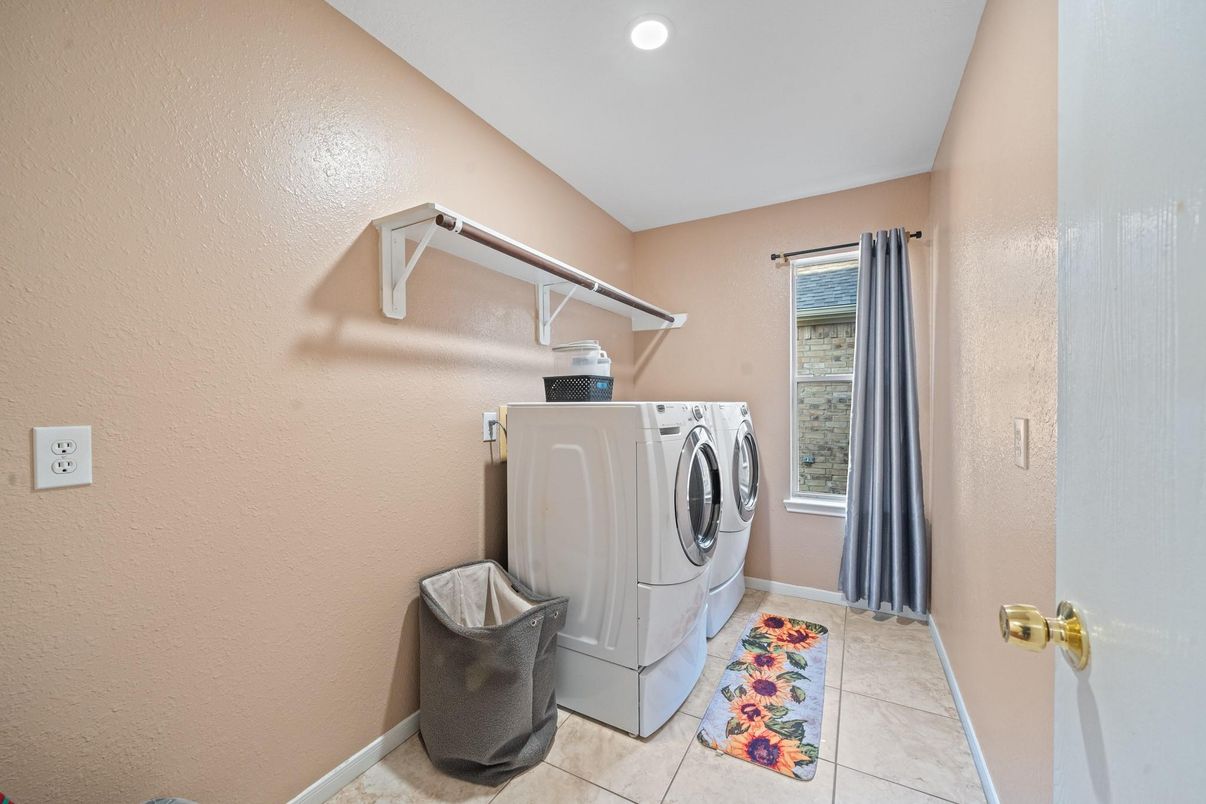 Interior, Recessed Lighting, Washer