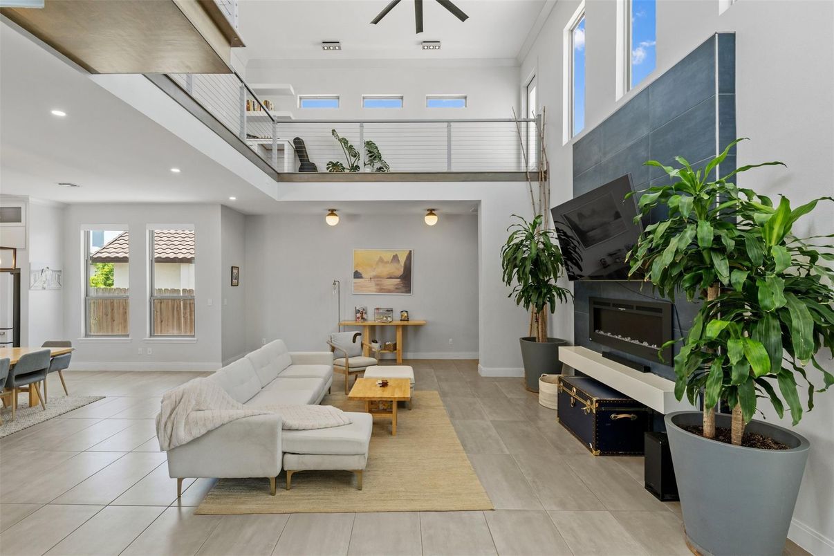 Fireplace, Interior, Living room, Recessed Lighting