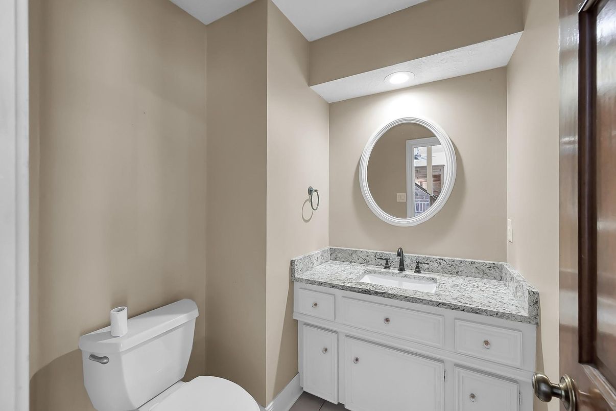 Bathroom, Interior, Recessed Lighting