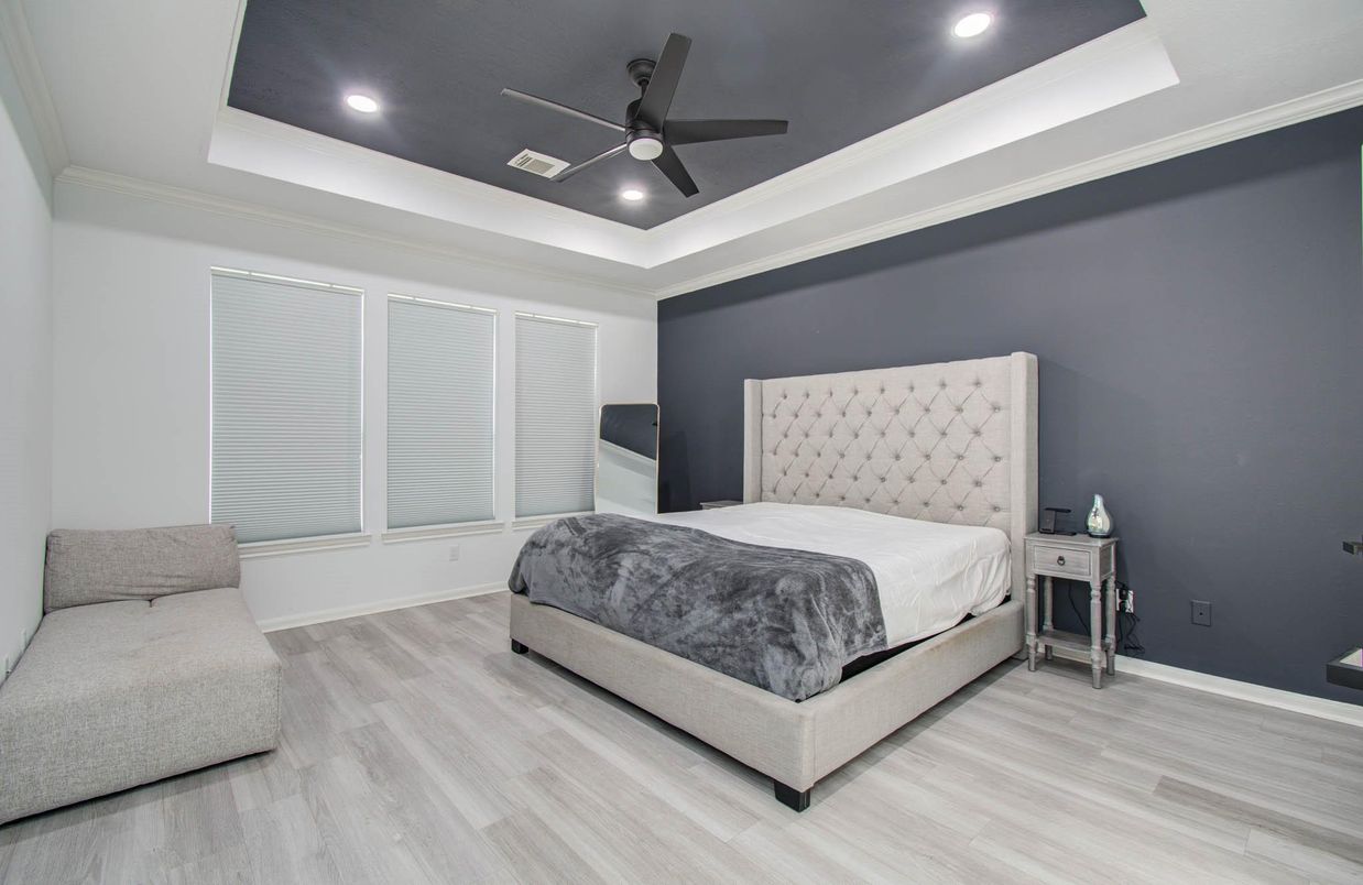 Bedroom, Interior, Recessed Lighting, Wood Texture Flooring