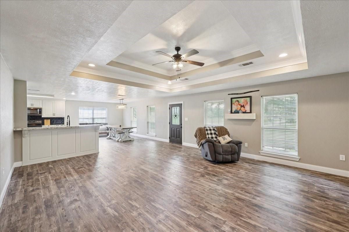 Dining room, Interior, Kitchen, Recessed Lighting, Wood Texture Flooring