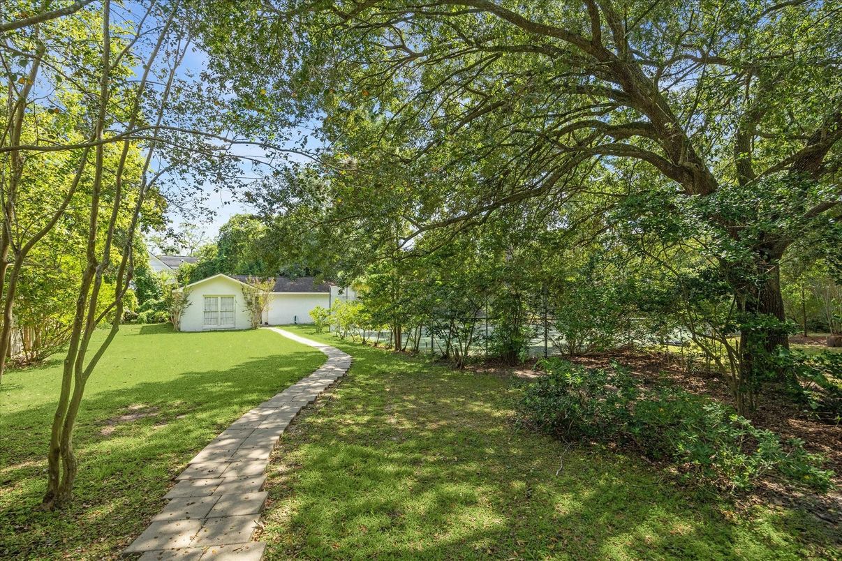 Backyard, Detached Garage, Exterior