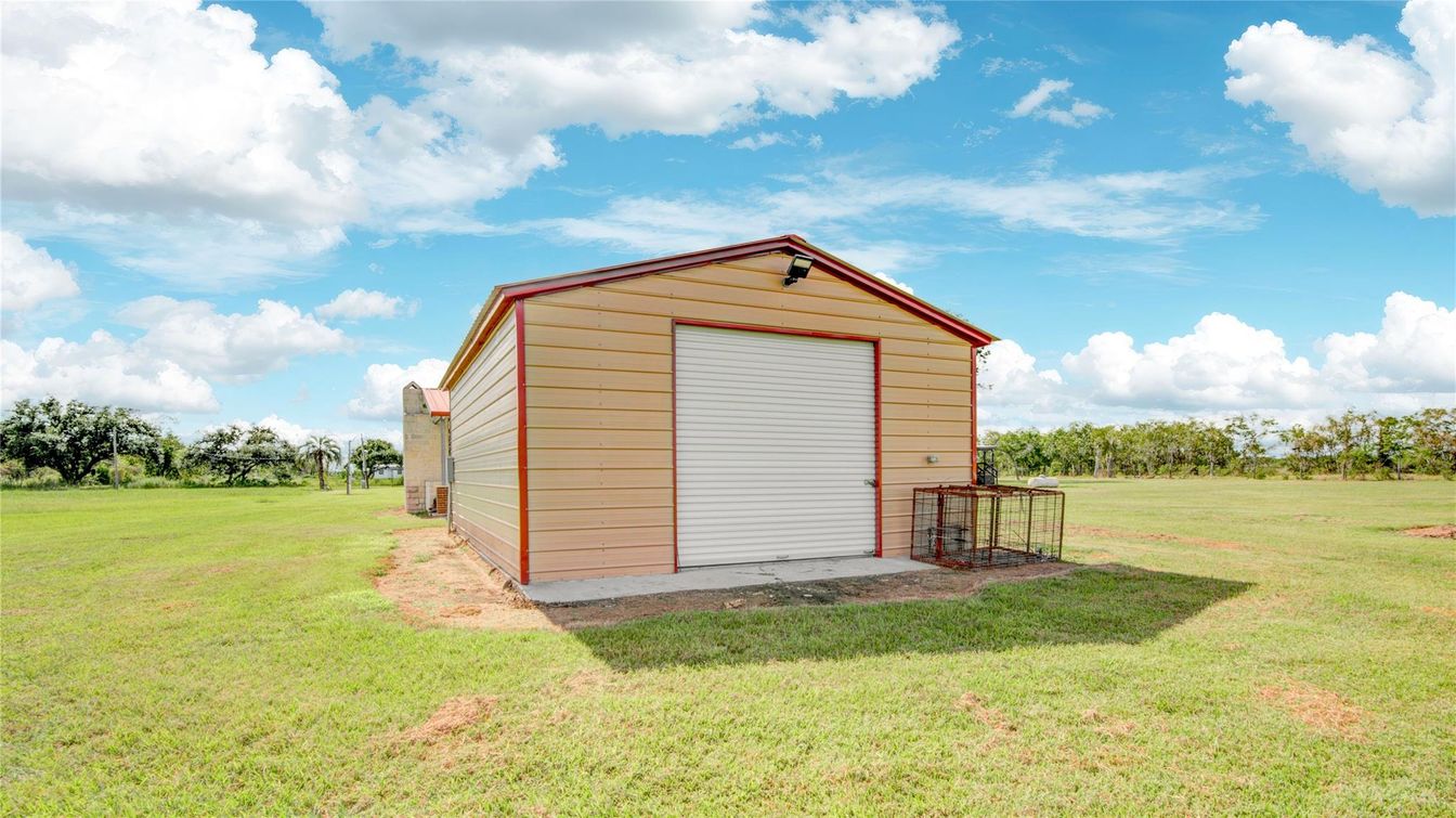 Backyard, Detached Garage, Exterior