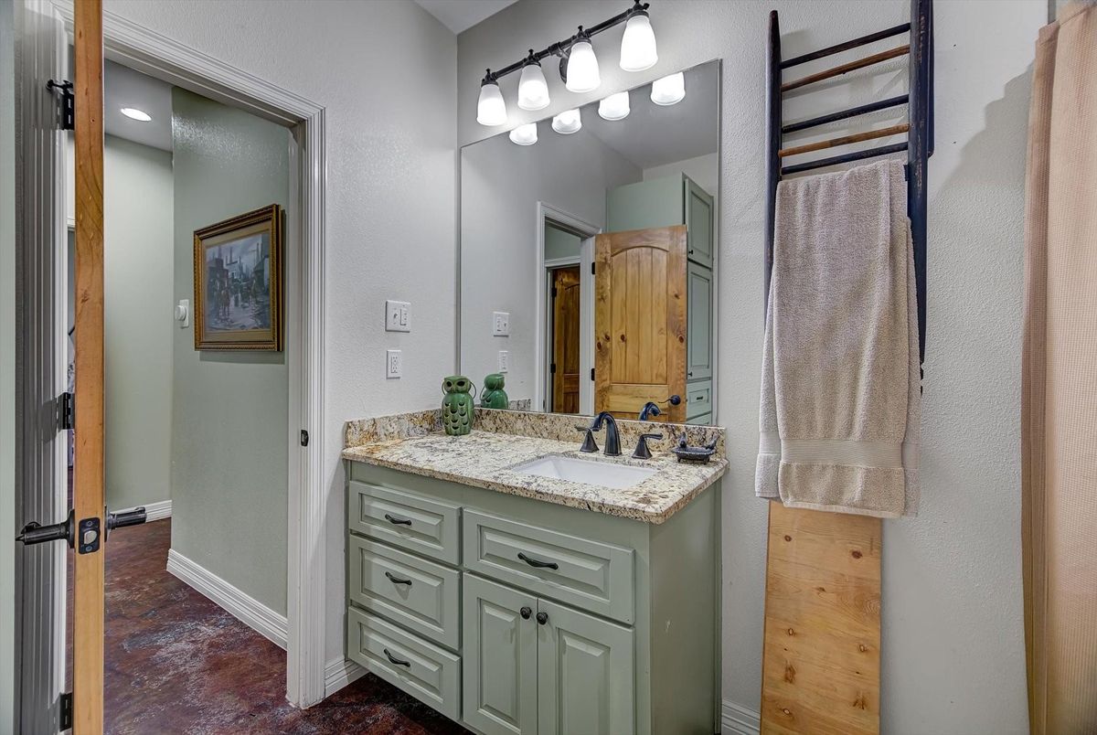 Bathroom, Interior