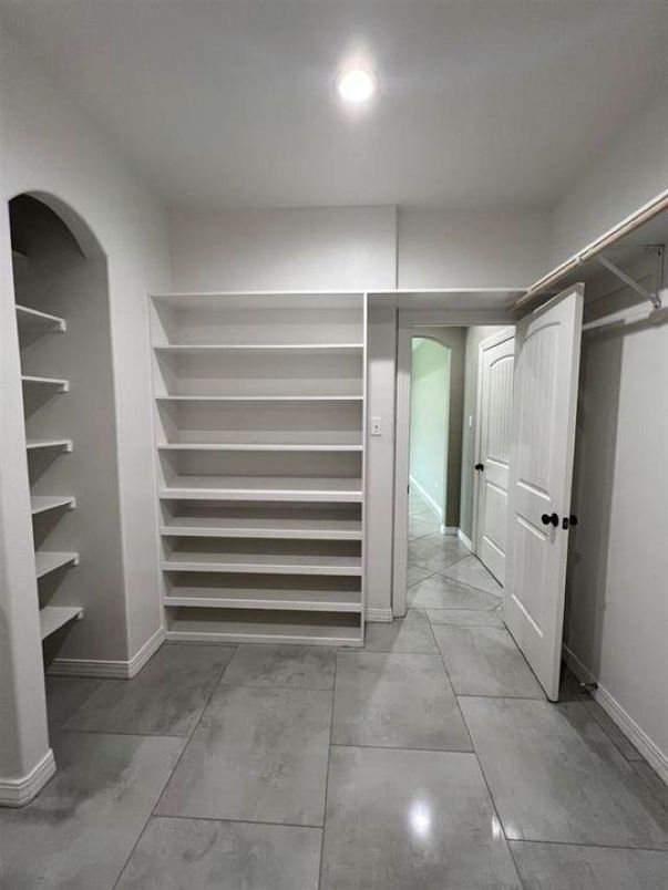 Interior, Recessed Lighting