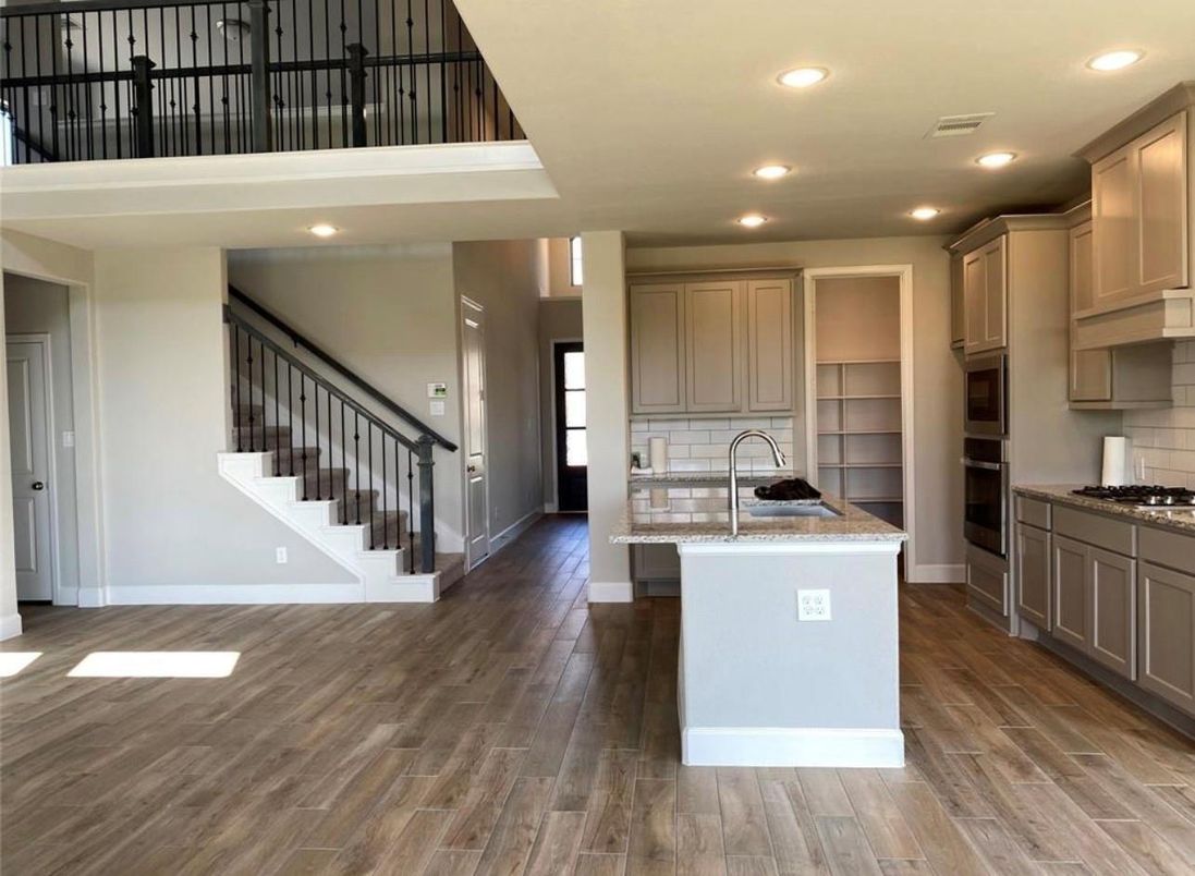 Interior, Kitchen, Recessed Lighting, Wood Texture Flooring
