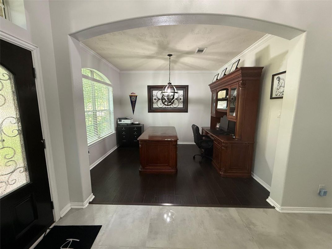 Home Office, Interior, Pendant Lights, Wood Texture Flooring