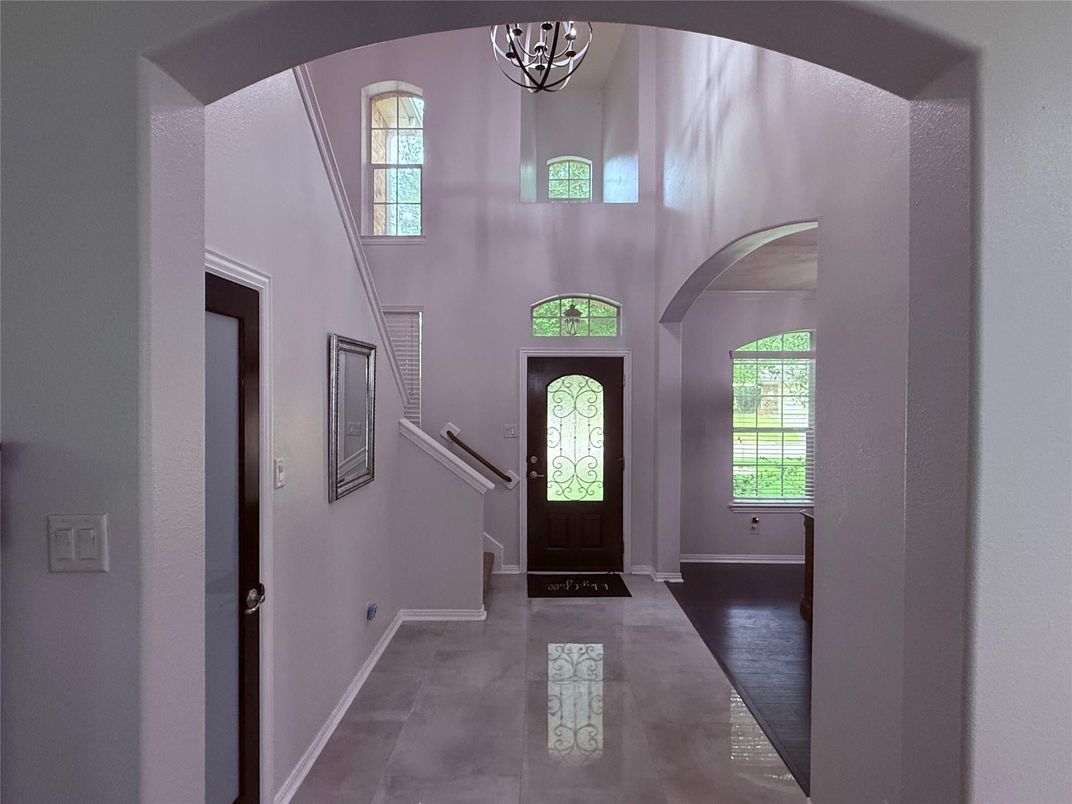Chandelier, Interior, Pendant Lights