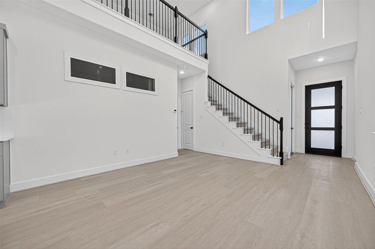 Interior, Recessed Lighting, Wood Texture Flooring