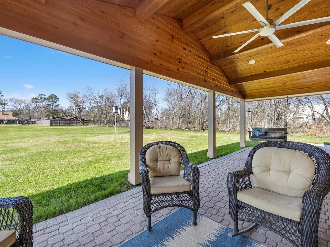 Backyard, Exterior