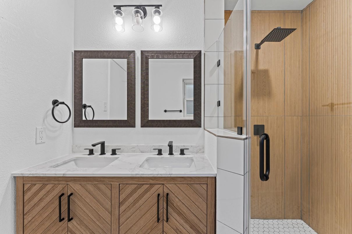 Bathroom, Dual Sink Vanities, Glass Shower, Interior