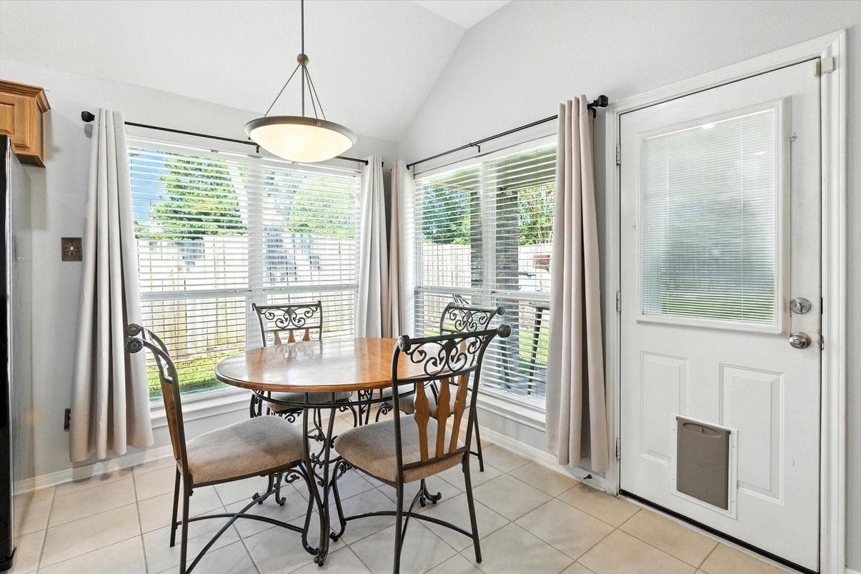 Dining room, Interior, Pendant Lights