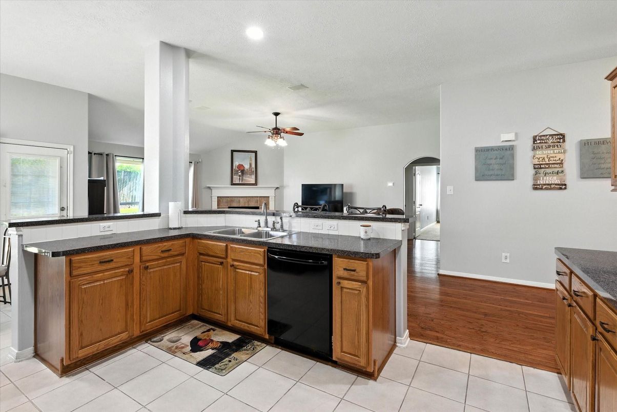 Fireplace, Interior, Kitchen, Recessed Lighting, Wood Texture Flooring