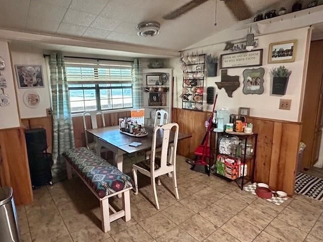 Dining room, Interior