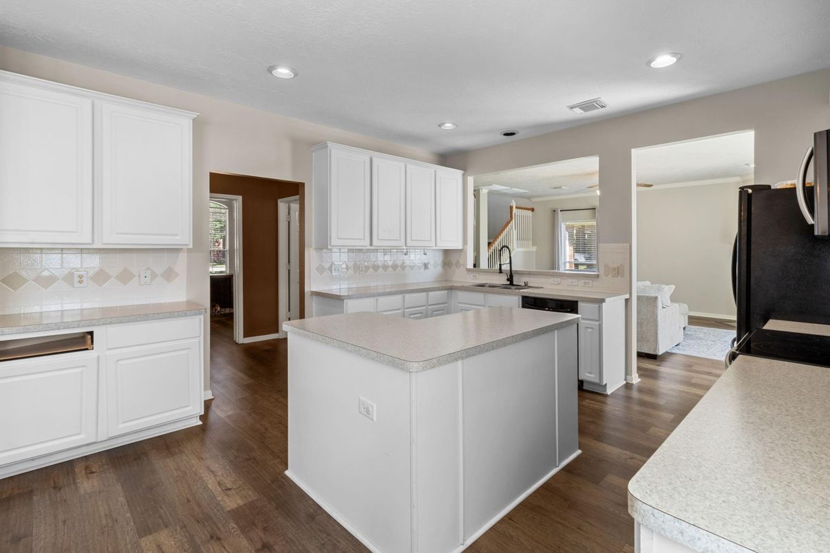 Interior, Kitchen, Recessed Lighting, Wood Texture Flooring