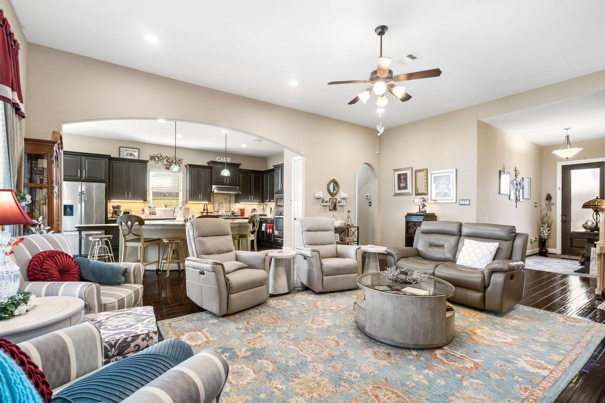 Interior, Kitchen, Living room, Pendant Lights, Recessed Lighting, Stainless Steel Appliances, Wood Texture Flooring