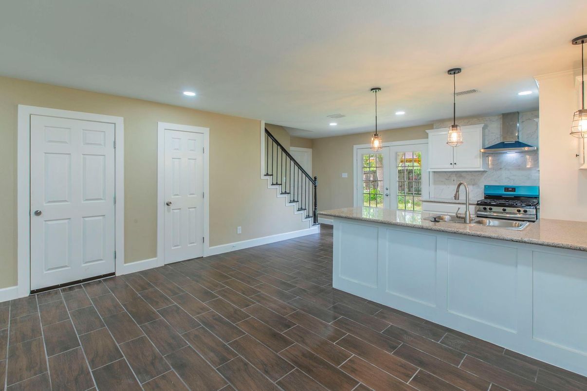 Interior, Kitchen, Pendant Lights, Recessed Lighting, Wood Texture Flooring
