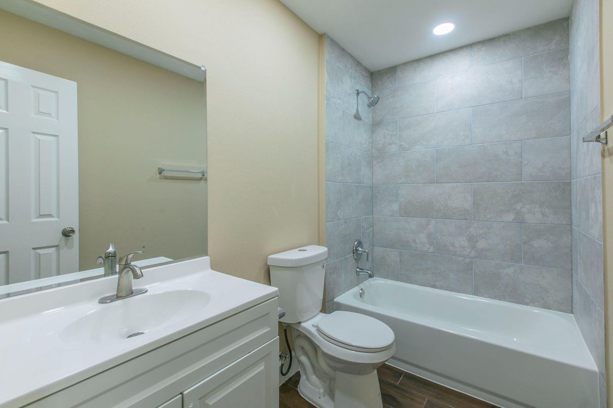 Bathroom, Interior, Recessed Lighting, Wood Texture Flooring