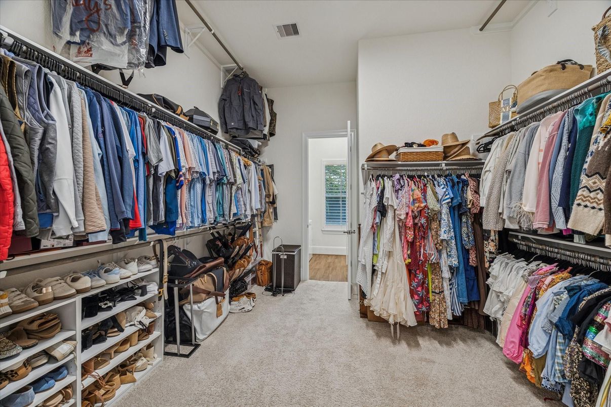 Interior, Walk-in Closets