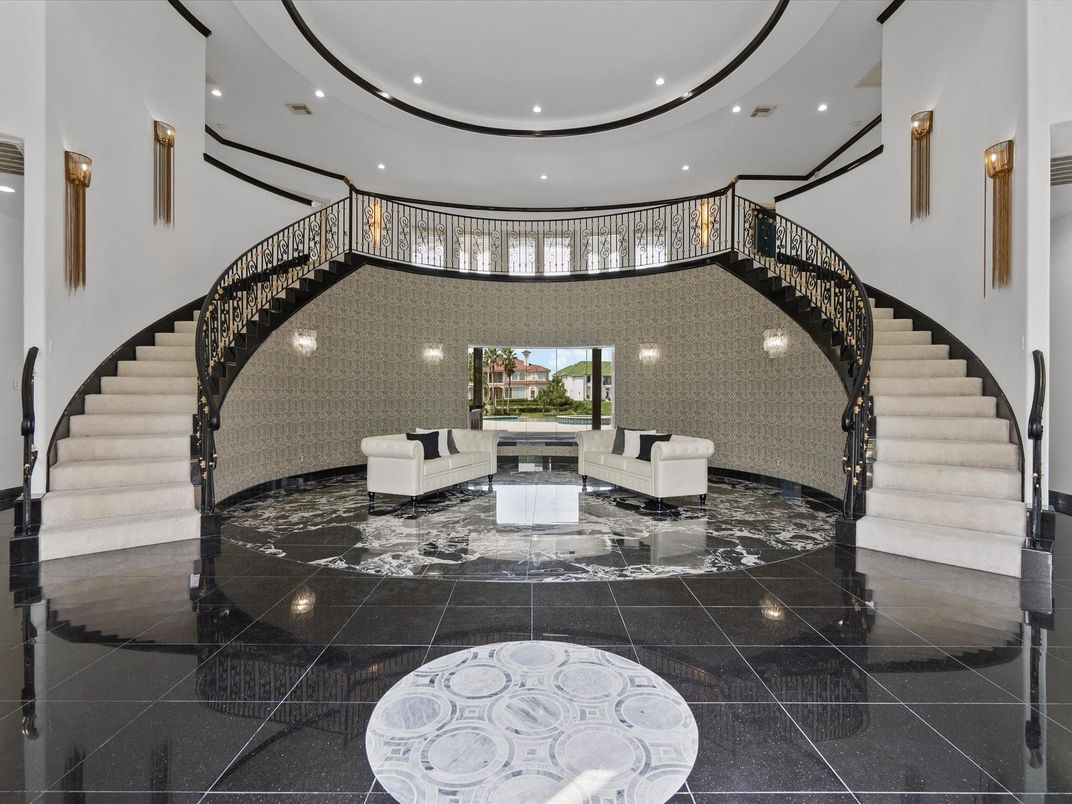 Interior, Marble, Recessed Lighting