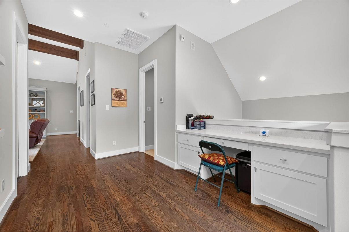 Home Office, Interior, Recessed Lighting, Wooden Beams, Wood Texture Flooring