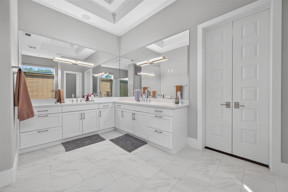 Bathroom, Dual Sink Vanities, Interior, Marble