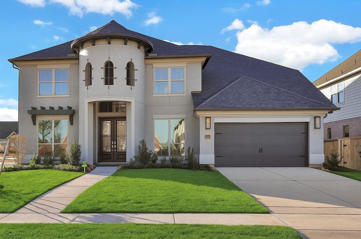 Attached, Exterior, Facade, French Provincial
