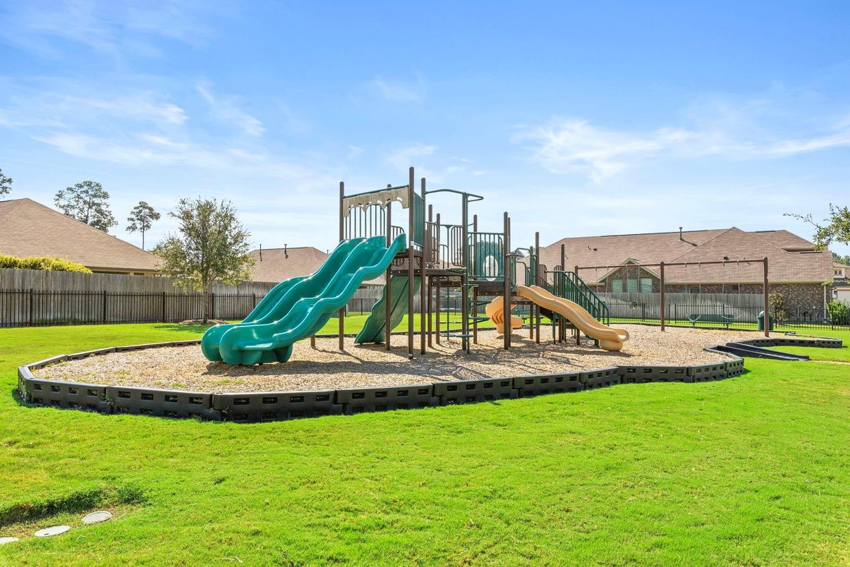 Backyard, Exterior, Playground