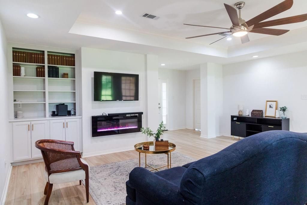 Fireplace, Interior, Living room, Recessed Lighting, Wood Texture Flooring