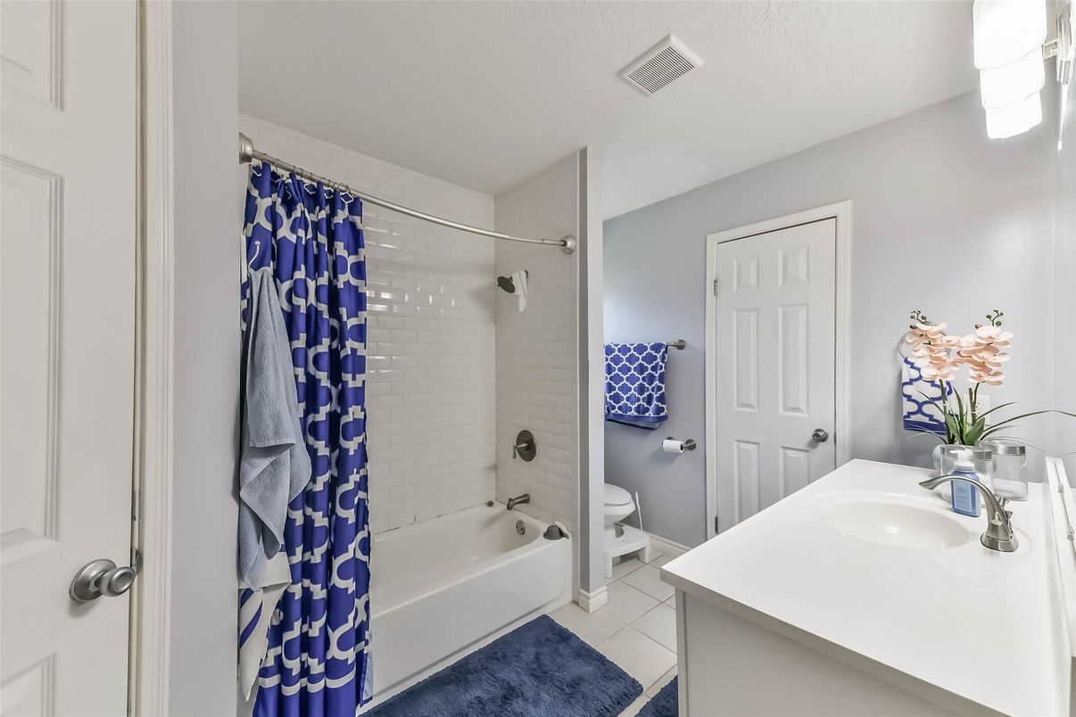 Bathroom, Interior