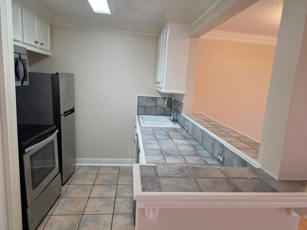 Interior, Kitchen, Tile Countertops