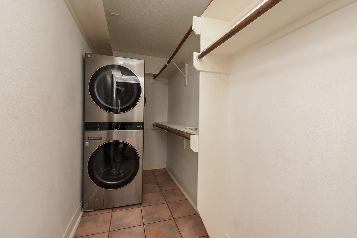 Interior, Utility Closets, Washer