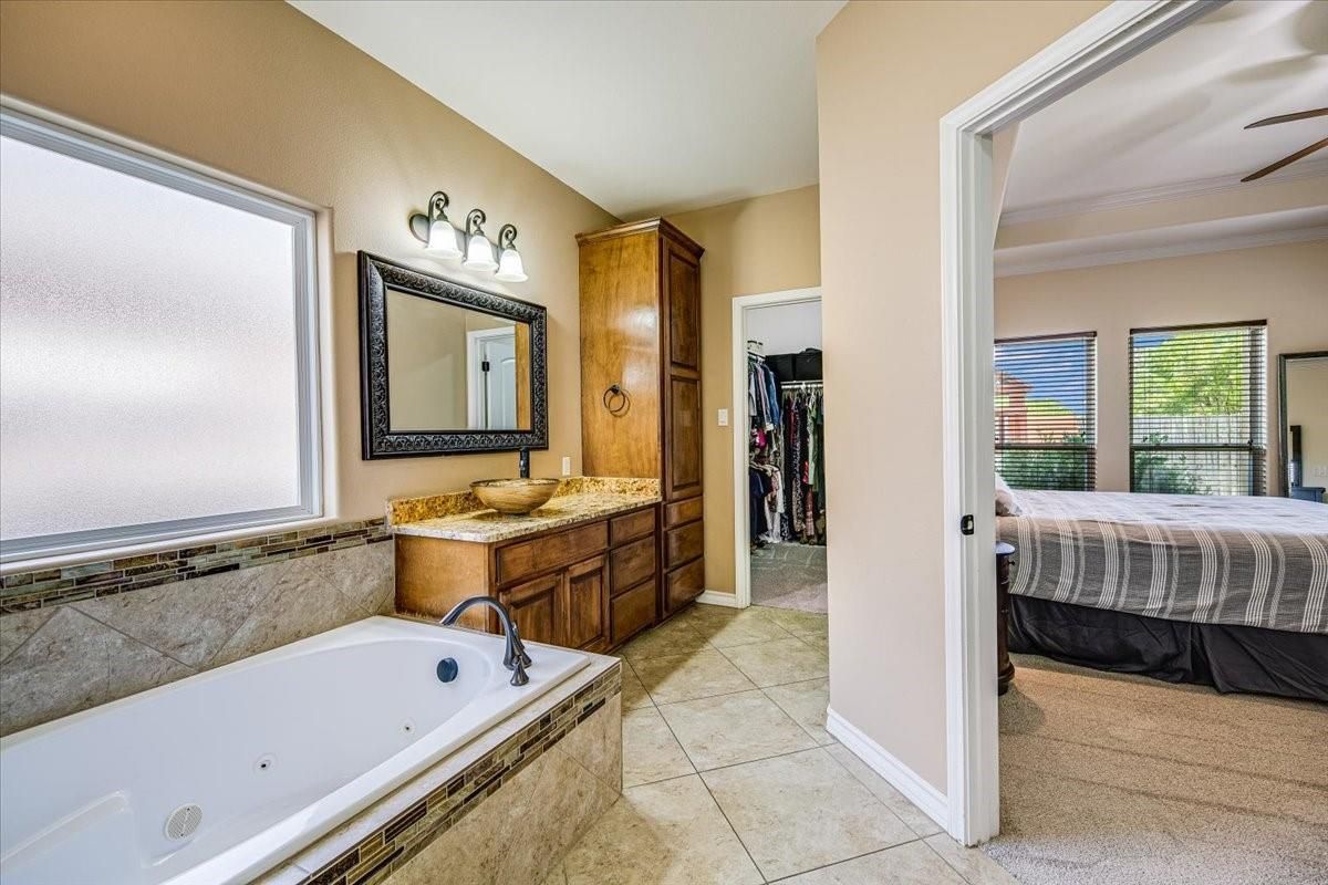 Bathroom, Bedroom, Interior