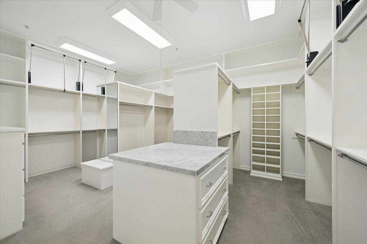 Interior, Recessed Lighting, Walk-in Closets