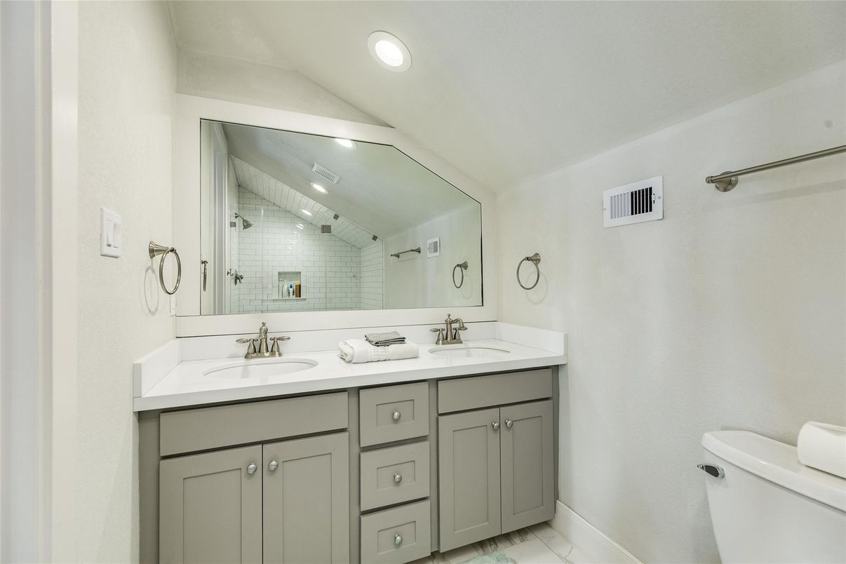 Bathroom, Dual Sink Vanities, Interior, Marble, Recessed Lighting