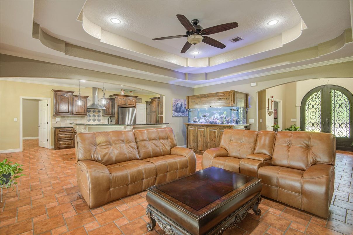 Interior, Kitchen, Living room, Recessed Lighting, Stainless Steel Appliances