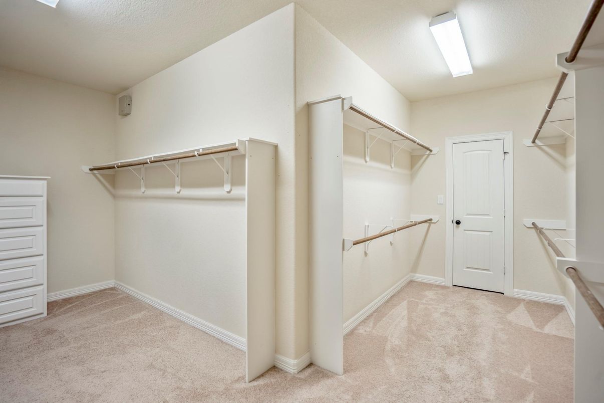 Interior, Walk-in Closets